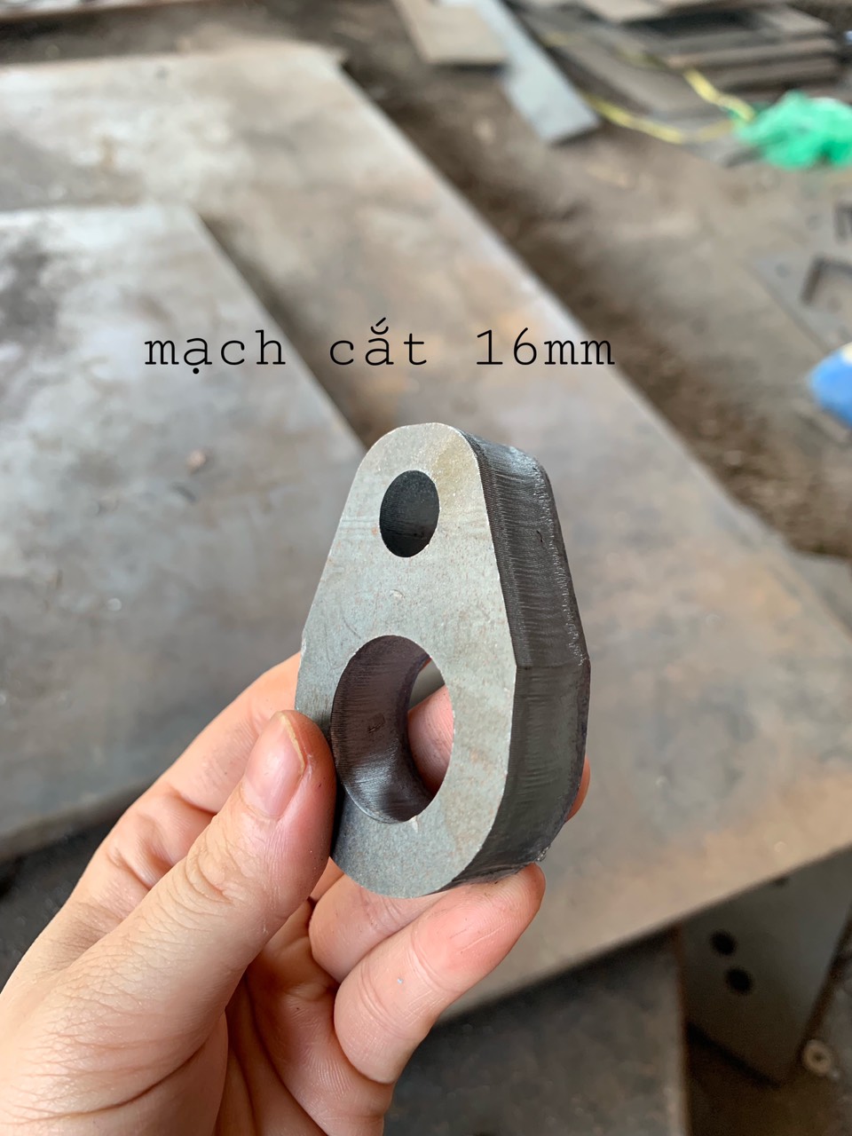 Dịch vụ cắt cnc tấm bích, bản mã laser